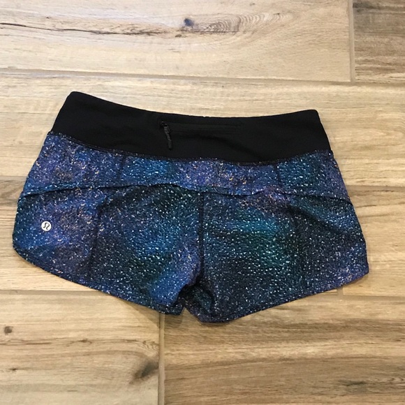 Lululemon Speed Shorts - Strive Multi (Mermaid) - Picture 2 of 8